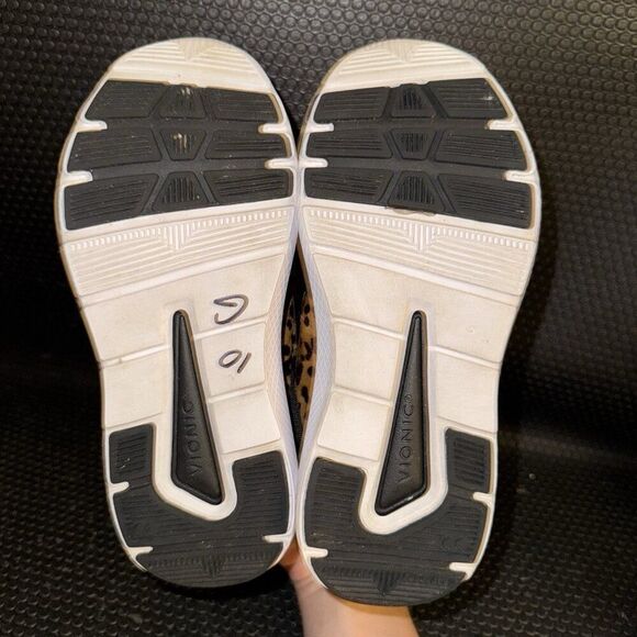 Vionic Remi Leopard Print Casual Comfort Walking Lace Up Sneakers Womens Size 5 - Picture 7 of 8